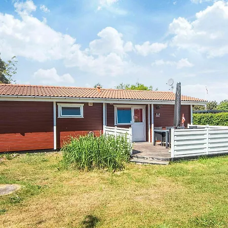 6 Person In Glesborg Holiday home *